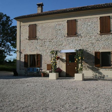 B&B La Fenice Montegridolfo Exterior foto